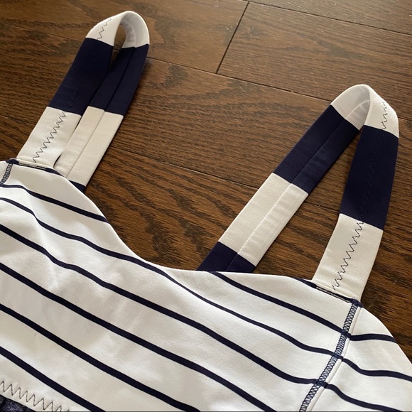 Lululemon Run: Back on Track Tank - Picture 3 of 6